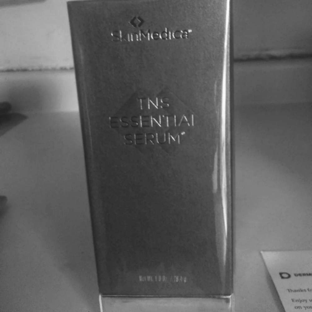 TNS  Essential Serum   EXP *2/21
